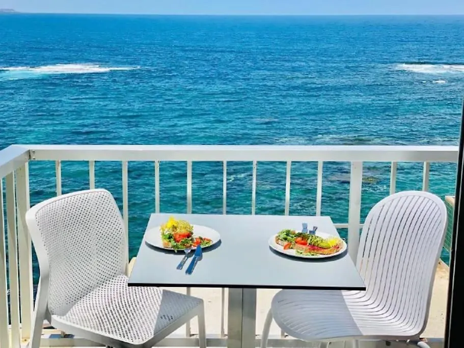 Beach Front Studio. Oceanview Terrace. Fastwifi Las Palmas de Gran Canaria